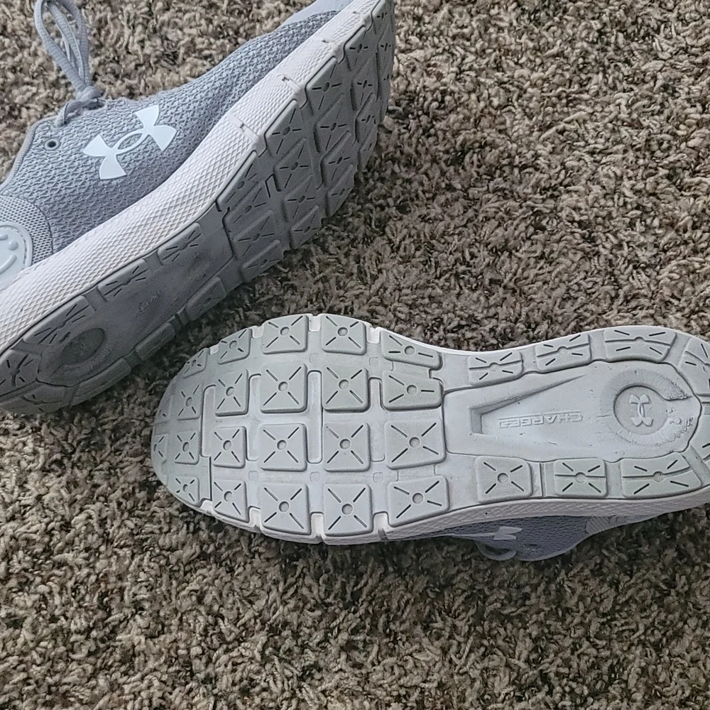 Under armour charged women's shoes - Picture 3 of 3